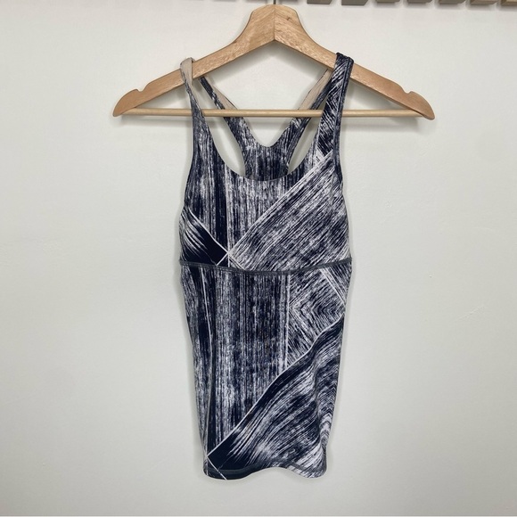 Lululemon Crossback Tank size 4 - Picture 3 of 8